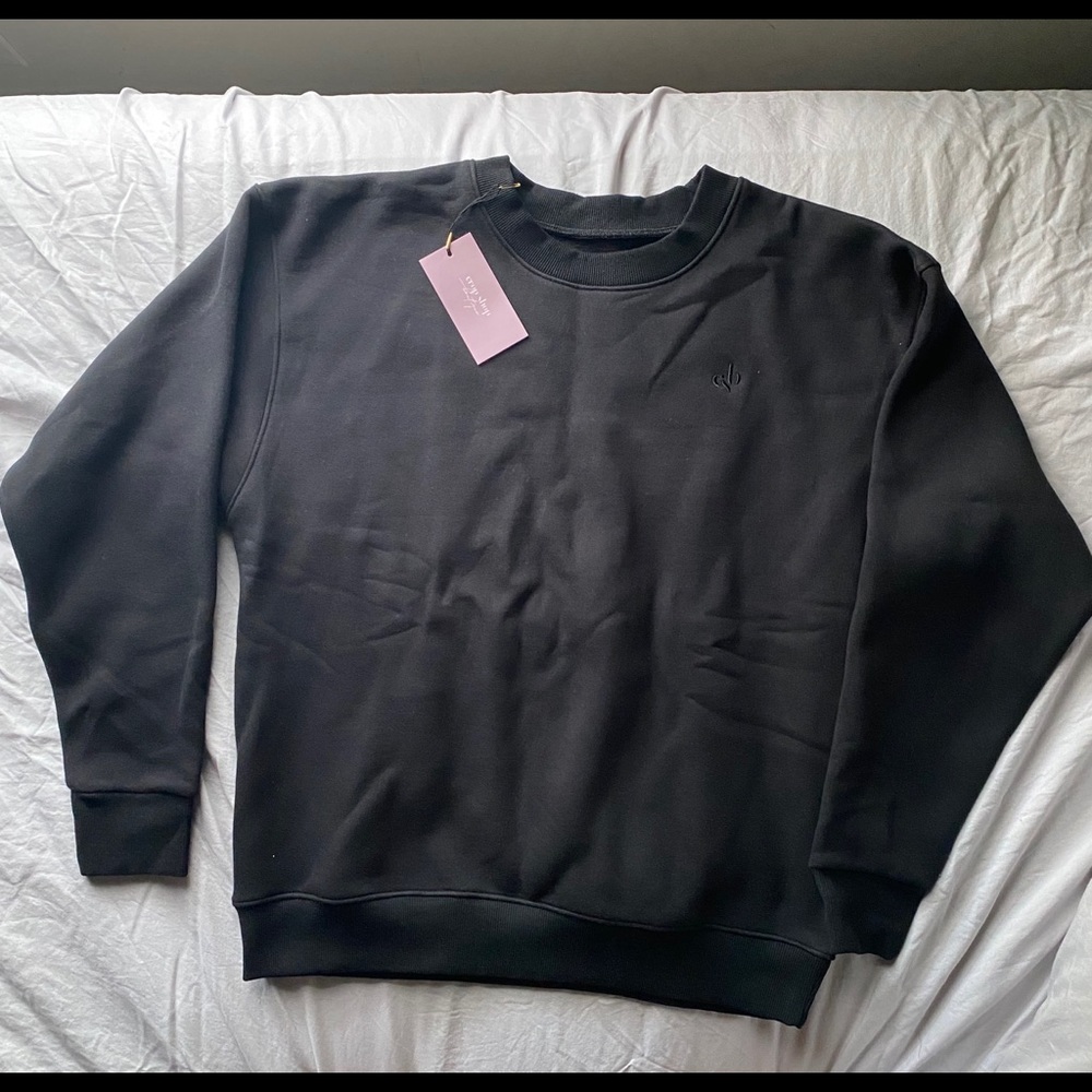 Crop shop boutique oversized sweater